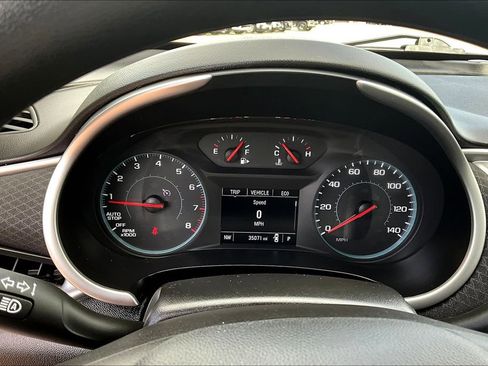 Used 2024 Chevrolet Malibu LT image 13