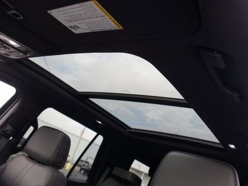 Used 2023 Chevrolet Tahoe RST w/ Luxury Package image 6