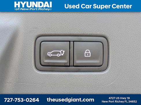 Used 2025 Hyundai Santa Fe Calligraphy FWD image 14