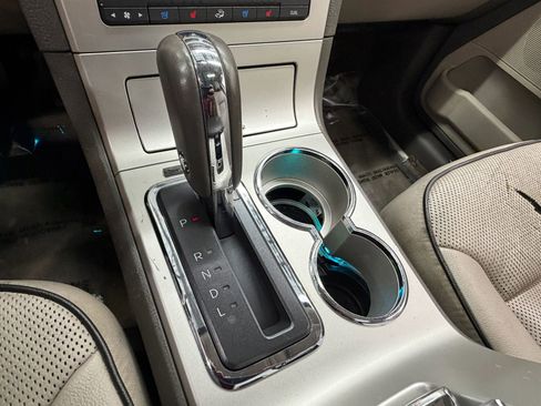 Used 2010 Lincoln MKX 2WD image 30