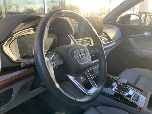 Certified 2022 Audi Q5 e Premium Plus w/ Premium Plus Package image 4