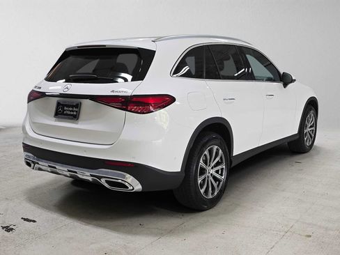 Certified 2026 Mercedes-Benz GLC 300 4MATIC image 4