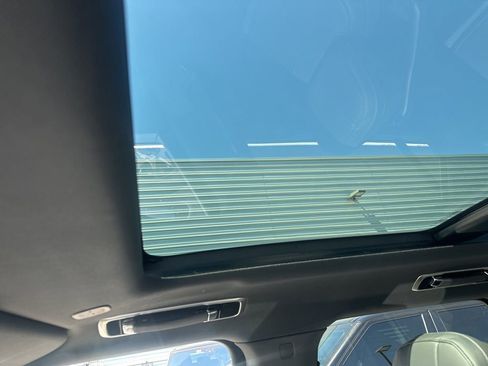 Used 2024 Land Rover Range Rover Sport Dynamic SE AWD/4WD image 16