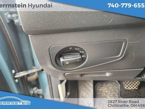 Used 2019 Volkswagen Tiguan S w/ 3rd Row Seat Package AWD/4WD image 12