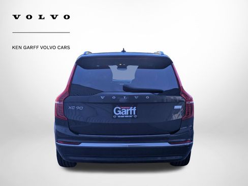 Used 2023 Volvo XC90 T8 Plus w/ Protection Package Premier AWD/4WD image 4