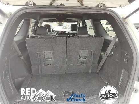 Used 2024 Dodge Durango GT image 9