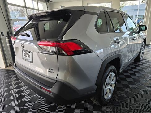 Used 2025 Toyota RAV4 LE image 4