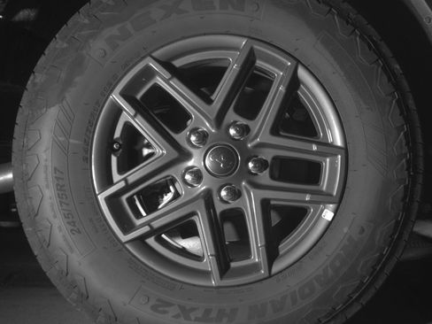 Used 2025 Jeep Wrangler Sport S image 15