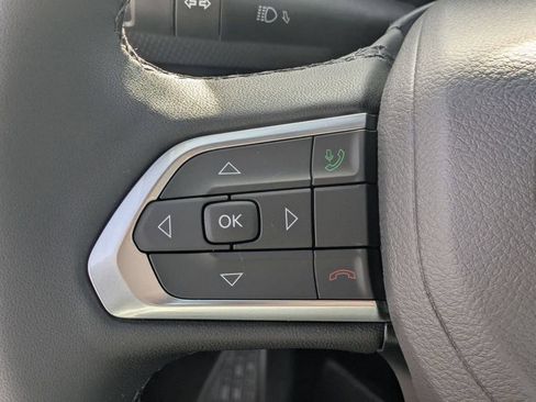 New 2026 Jeep Compass Latitude AWD/4WD image 18