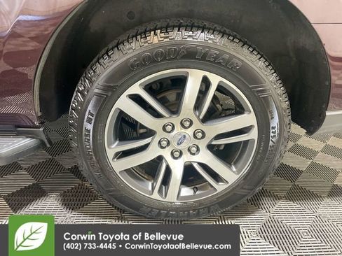 Used 2024 Ford Expedition Limited image 24