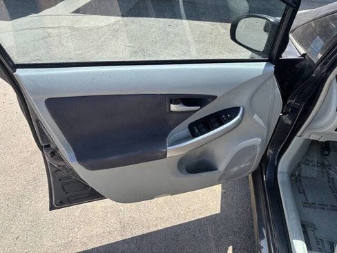 Used 2011 Toyota Prius Two image 12