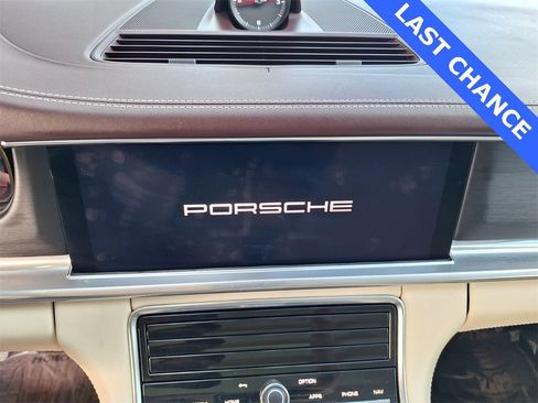 Used 2023 Porsche Panamera 4 Platinum Edition image 24