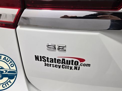 Used 2019 Volkswagen Atlas SE w/ Towing Package image 30