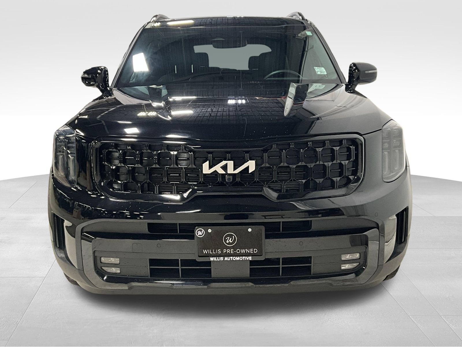 Used 2024 Kia Telluride SX X-Line AWD/4WD image 2