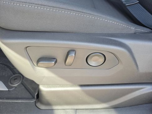 New 2026 Chevrolet Suburban LS image 25