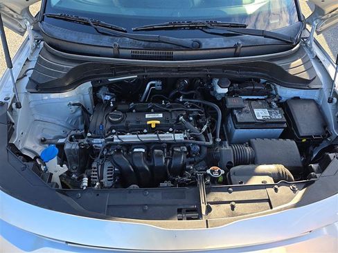 Used 2020 Kia Soul LX FWD image 17