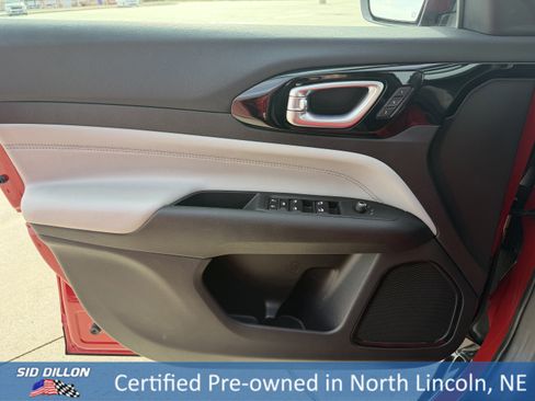 Used 2023 Jeep Compass Limited w/ Elite Group image 18