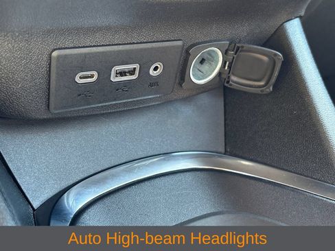 Used 2025 Chevrolet Malibu LT FWD image 18