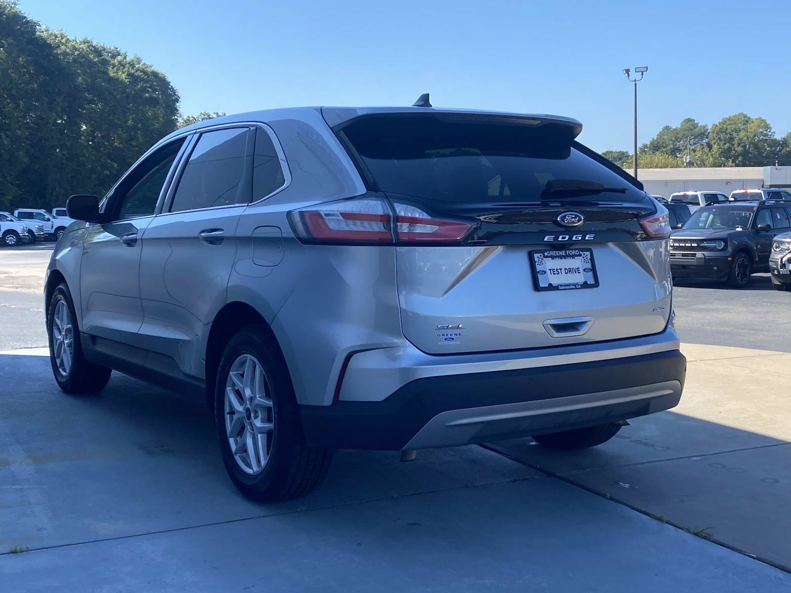 Used 2024 Ford Edge SEL AWD/4WD image 6