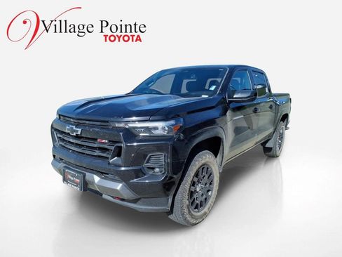 Used 2024 Chevrolet Colorado Z71 w/ Z71 Convenience Package 2 AWD/4WD image 1