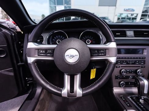 Used 2013 Ford Mustang GT RWD image 43