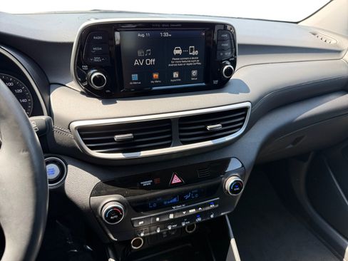 Used 2021 Hyundai Tucson Limited AWD/4WD image 12