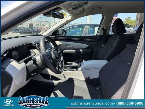 Certified 2024 Hyundai Tucson SE AWD/4WD image 17
