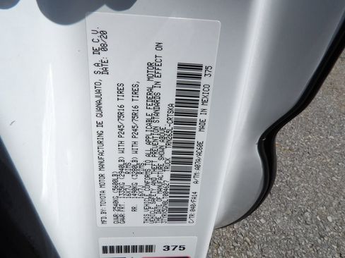 Used 2020 Toyota Tacoma SR image 60