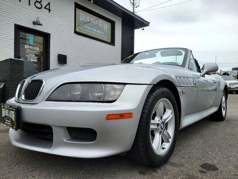 Used 2000 BMW Z3 2.5i image 1