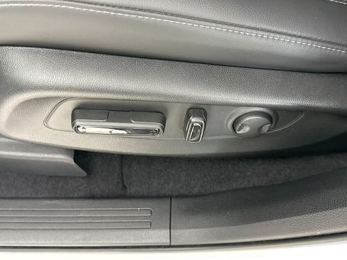 Certified 2023 Honda CR-V EX-L image 22