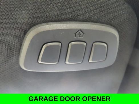 Used 2025 Ford Mustang Premium RWD image 30