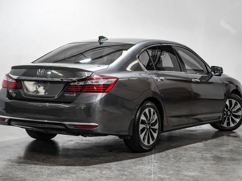 Used 2017 Honda Accord EX-L image 13