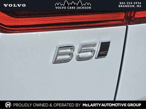 New 2026 Volvo XC60 B5 Plus w/ Protection Package Premier AWD/4WD image 24