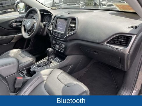 Used 2022 Jeep Cherokee Latitude Lux w/ Sun & Sound Group AWD/4WD image 15