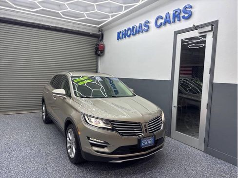 Used 2015 Lincoln MKC FWD image 5