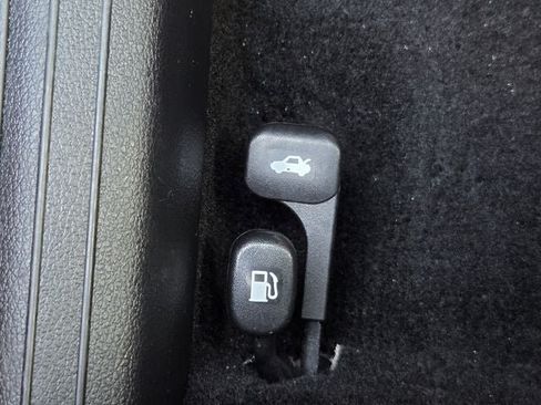 Used 2024 Kia Forte LXS FWD image 33