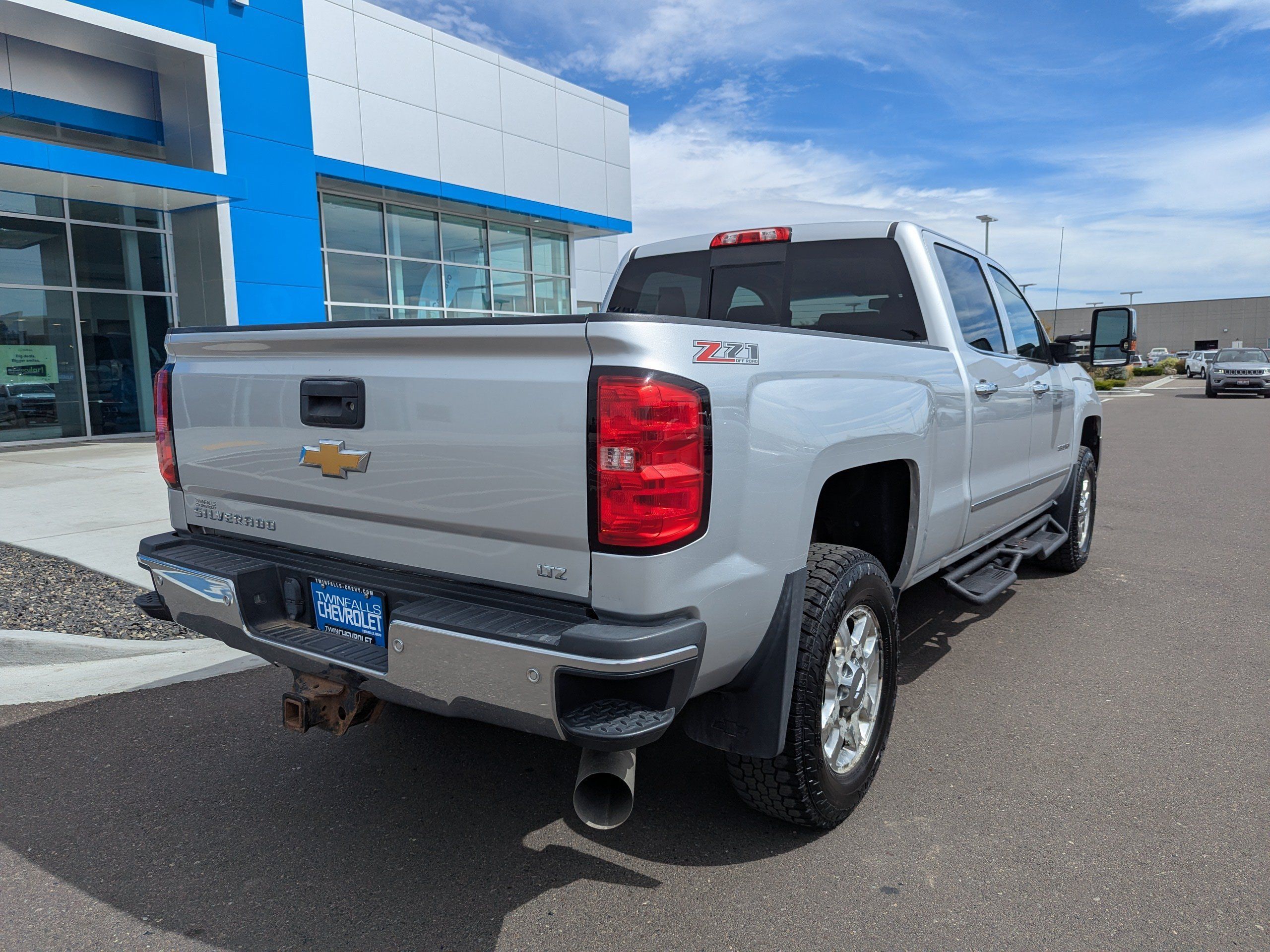 Certified 2015 Chevrolet Silverado 3500 LTZ w/ Duramax Plus Package AWD/4WD image 35