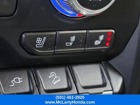 Used 2021 GMC Sierra 1500 AT4 w/ AT4 Value Package AWD/4WD image 23