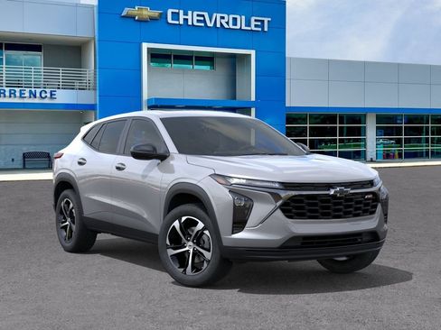 New 2026 Chevrolet Trax RS w/ Sunroof Package FWD image 7