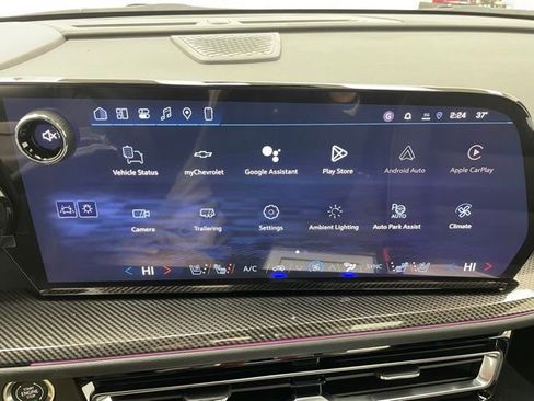 New 2026 Chevrolet Traverse High Country w/ LPO, Floor Liner Package image 3