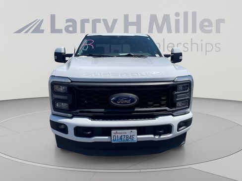 Used 2023 Ford F350 Lariat w/ Sport Appearance Package AWD/4WD image 8