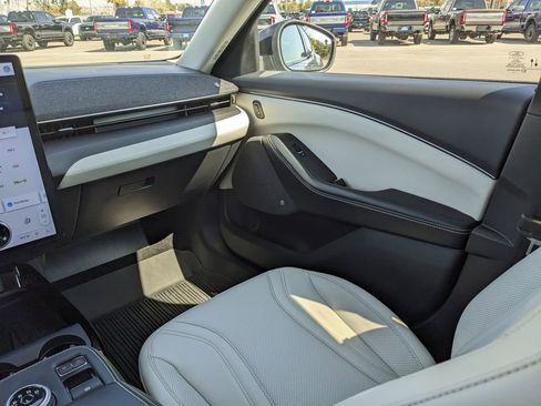 Used 2024 Ford Mustang Mach-E Premium image 20