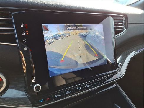 Used 2022 Jeep Wagoneer Series II image 9