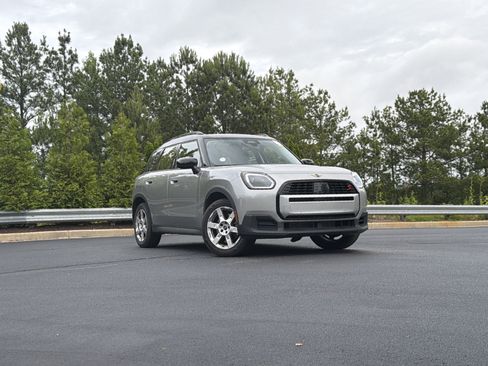 Used 2025 MINI Cooper Countryman S AWD/4WD image 2
