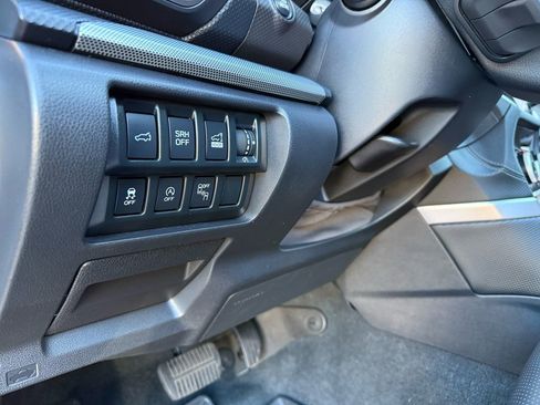 Used 2021 Subaru Forester Limited image 24