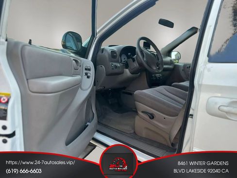 Used 2002 Dodge Grand Caravan Sport FWD image 7