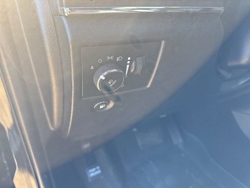 Used 2022 Jeep Grand Cherokee Limited w/ Tech Group image 14