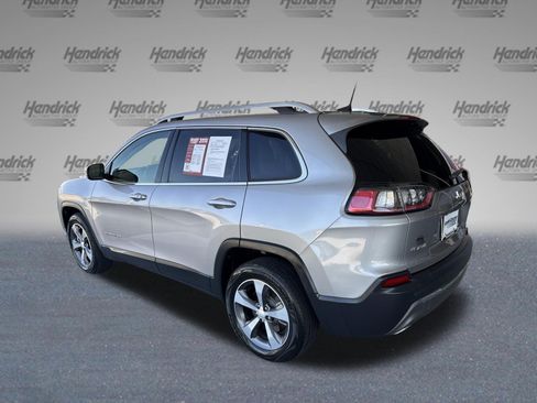 Used 2019 Jeep Cherokee Limited AWD/4WD image 7