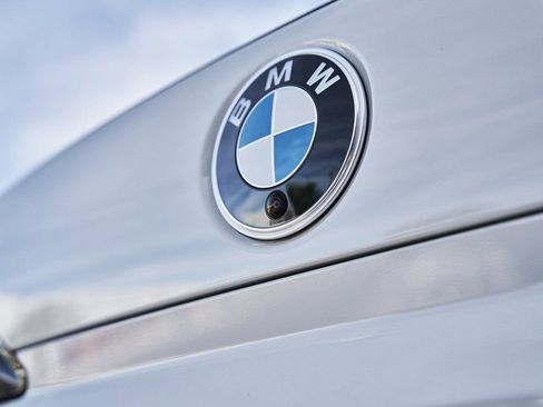 Used 2025 BMW 760i xDrive w/ Premium Package AWD/4WD image 14