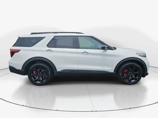 Certified 2024 Ford Explorer ST w/ Equipment Group 401A AWD/4WD video 3